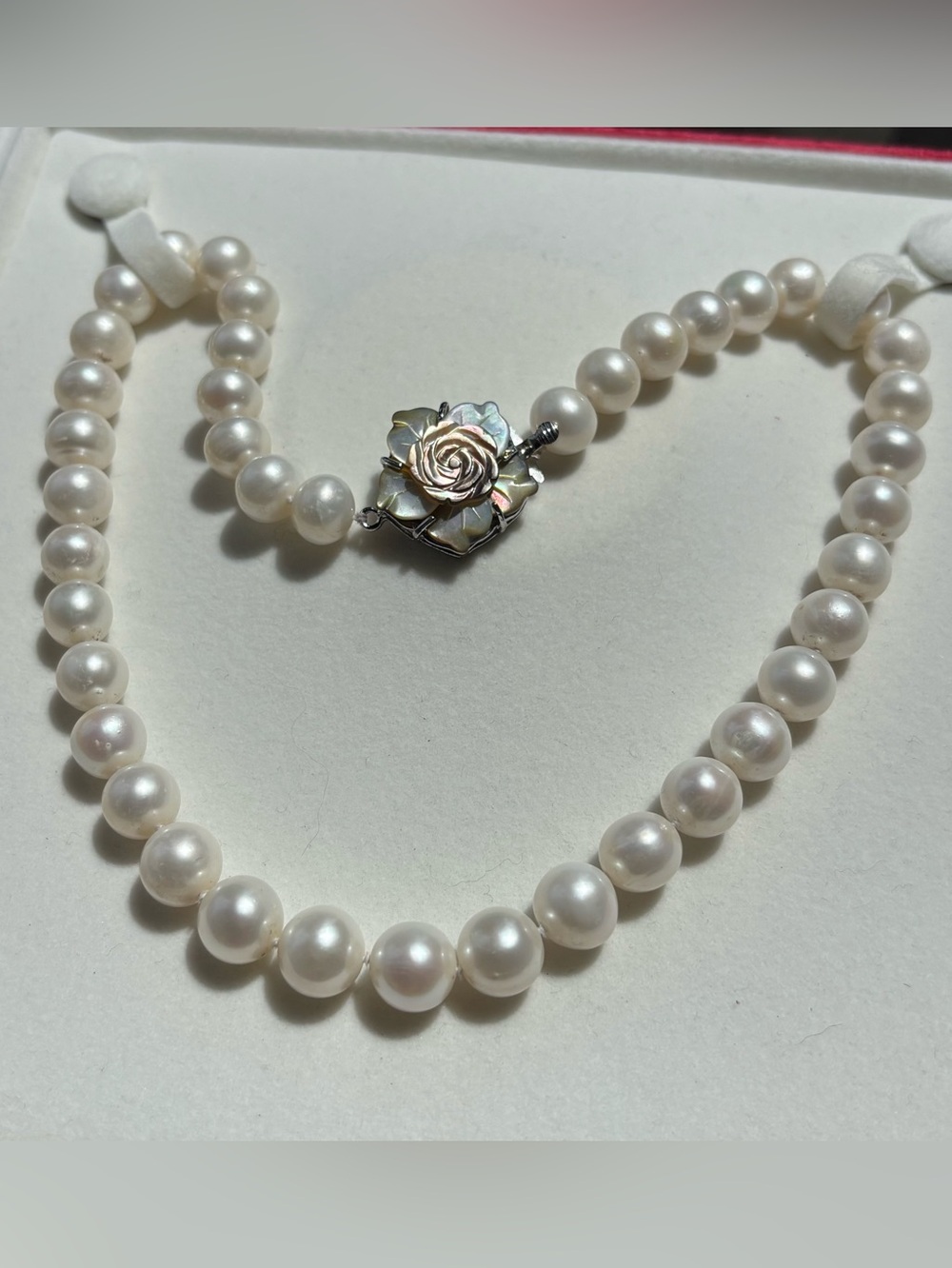 Classic White Pearl Necklace with Floral Clasp